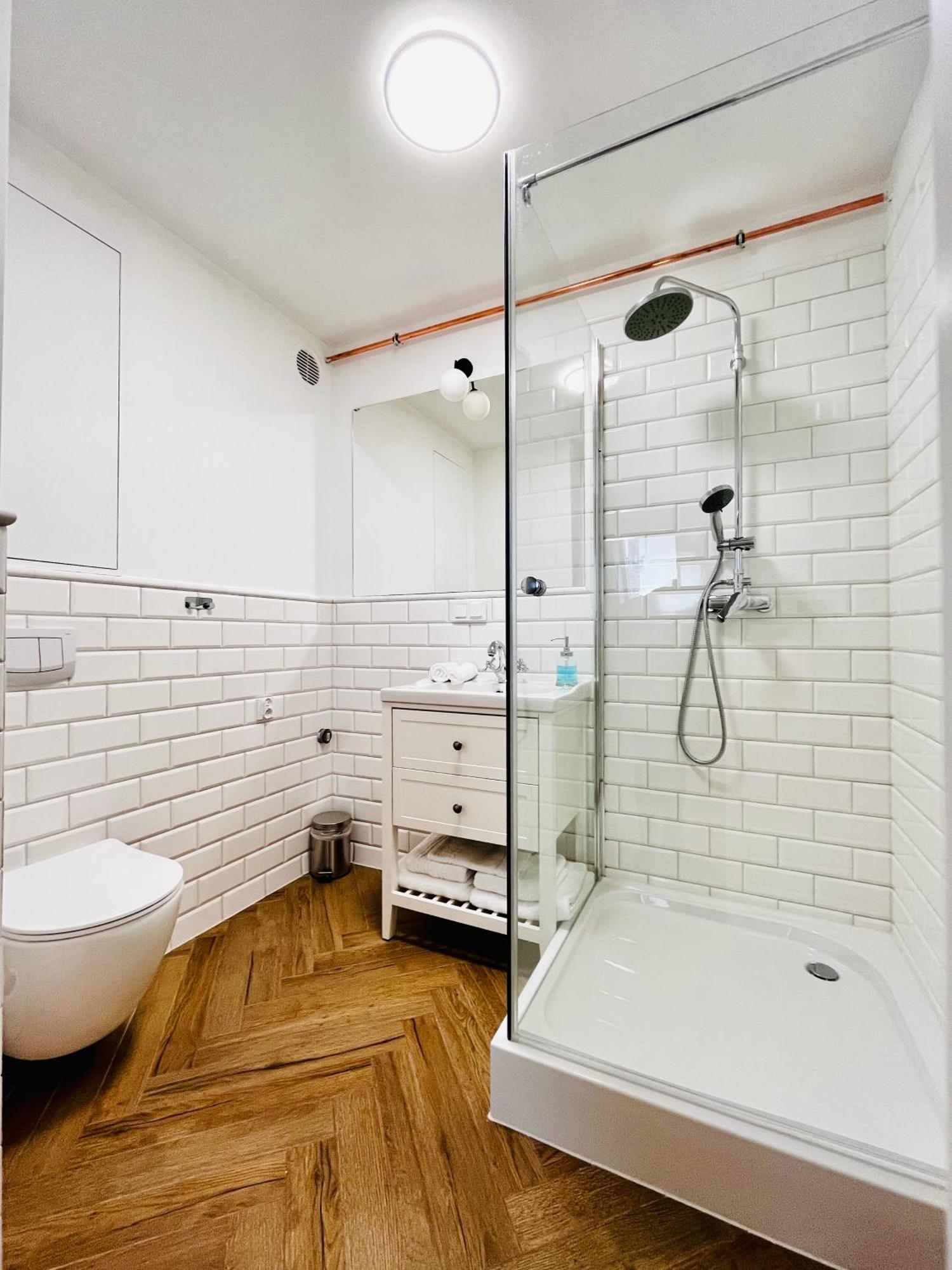 Apartamenty Kamienica Centrum - 1 Maja Lubin  Luaran gambar