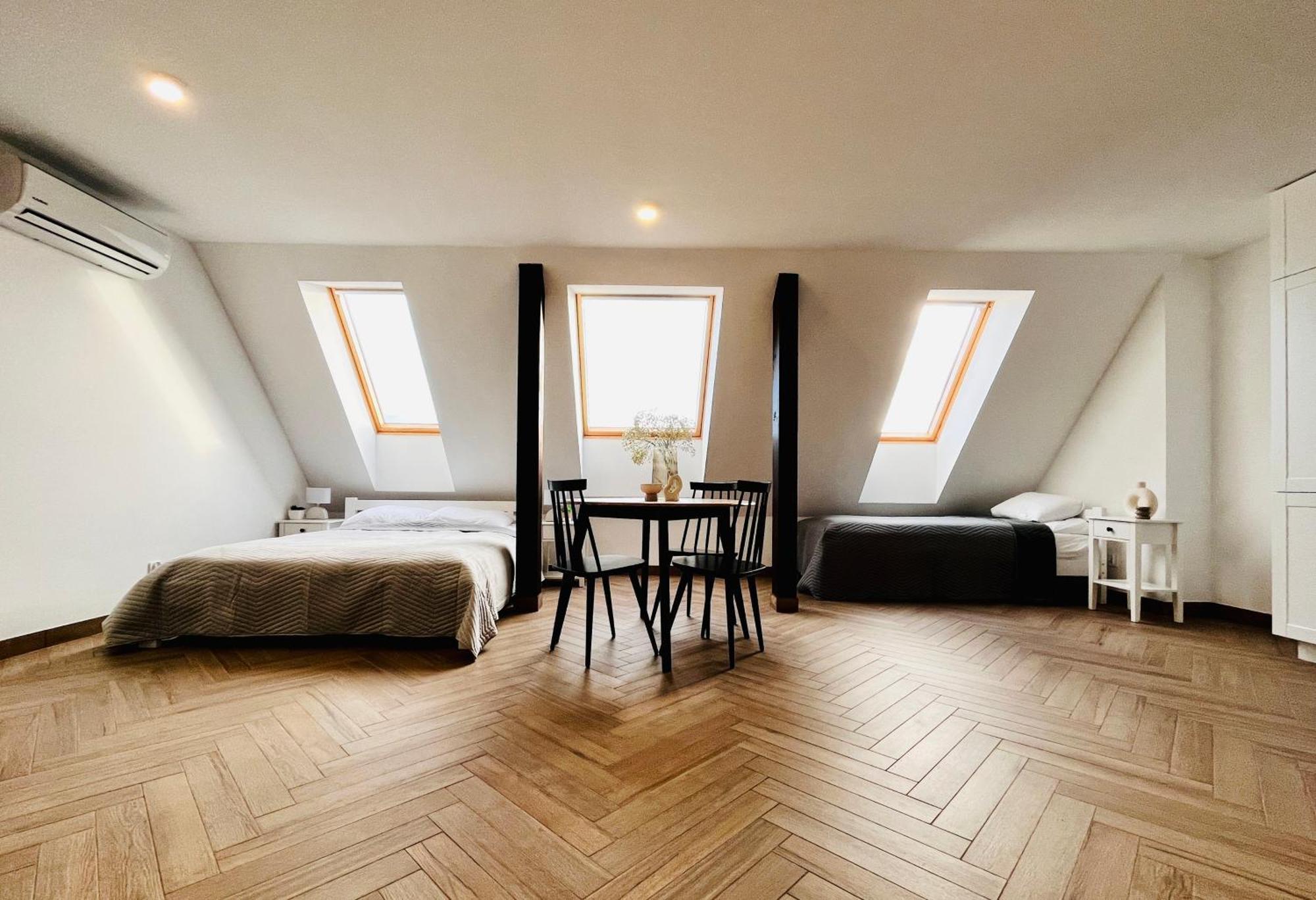 Apartamenty Kamienica Centrum - 1 Maja Lubin  Luaran gambar
